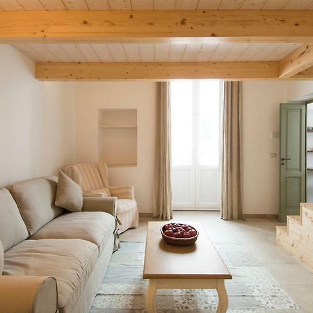 Dimora Via Vitti - Puglia Mia Apartments Monopoli Luaran gambar