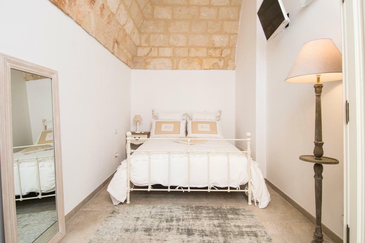 Dimora Via Vitti - Puglia Mia Apartments Monopoli Luaran gambar
