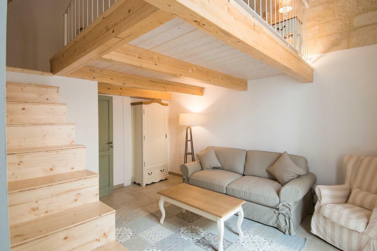 Dimora Via Vitti - Puglia Mia Apartments Monopoli Luaran gambar