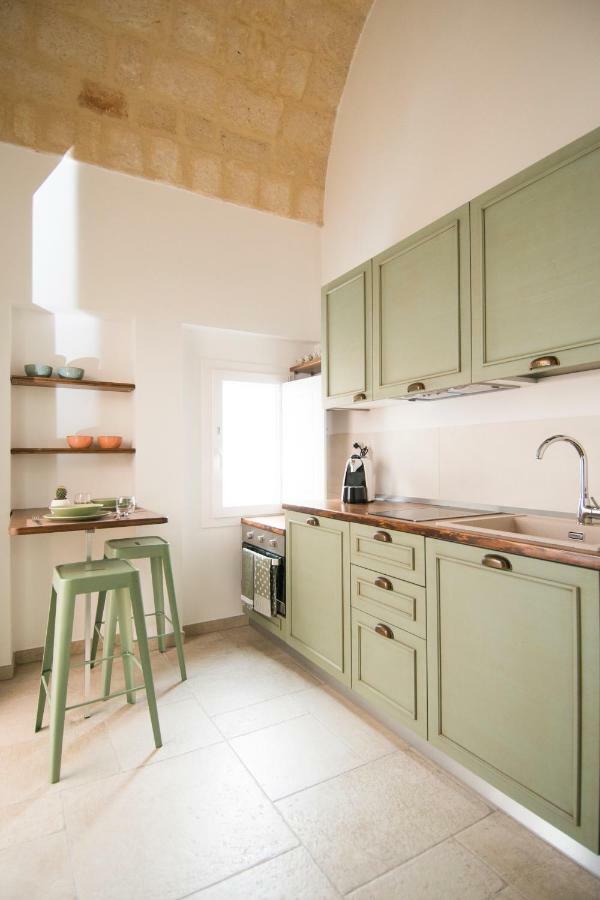Dimora Via Vitti - Puglia Mia Apartments Monopoli Luaran gambar